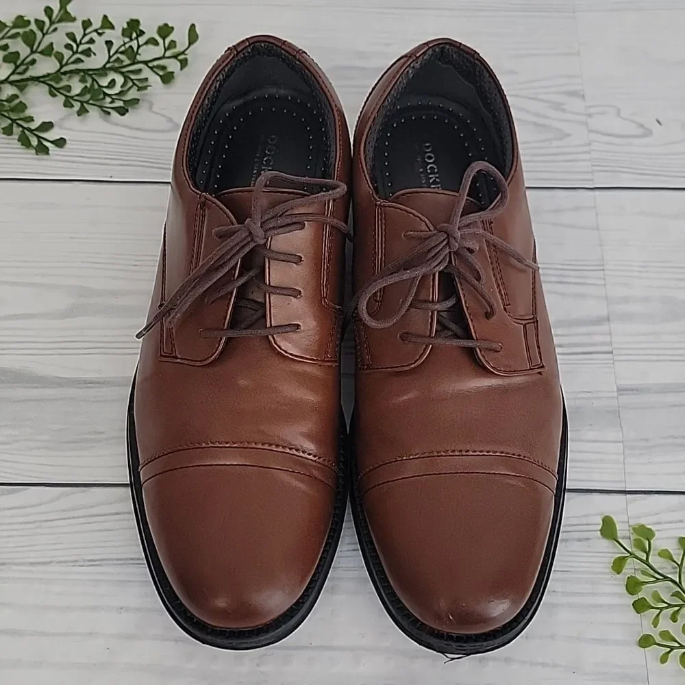 Dockers Garfield Oxfords Cap Toe Shoes Chestnut Brown Mens Size 9.5